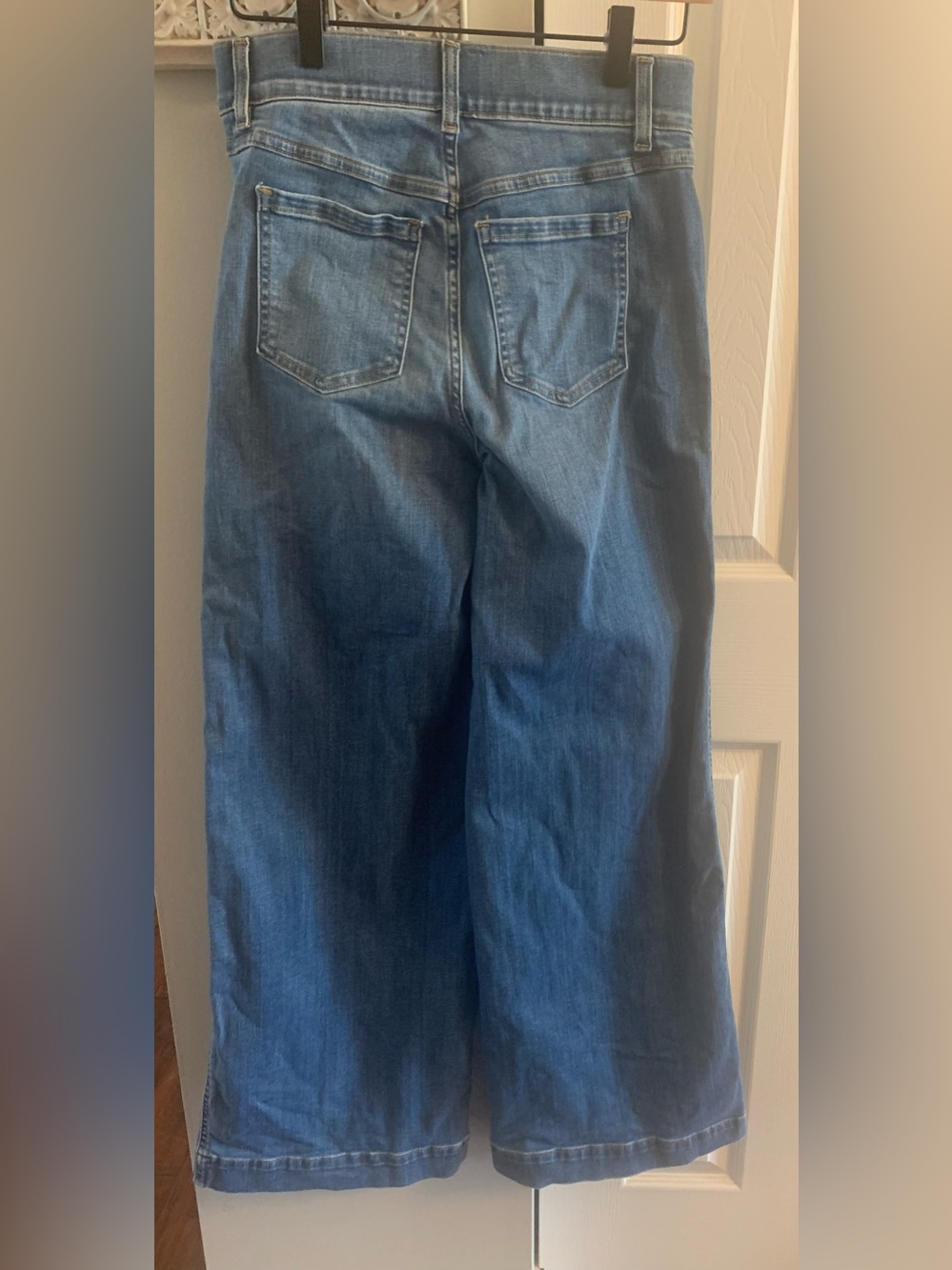 Spanx Seamed Front Wide Leg Jeans Vintage Indigo size elastic waistband - S - Picture 4 of 10